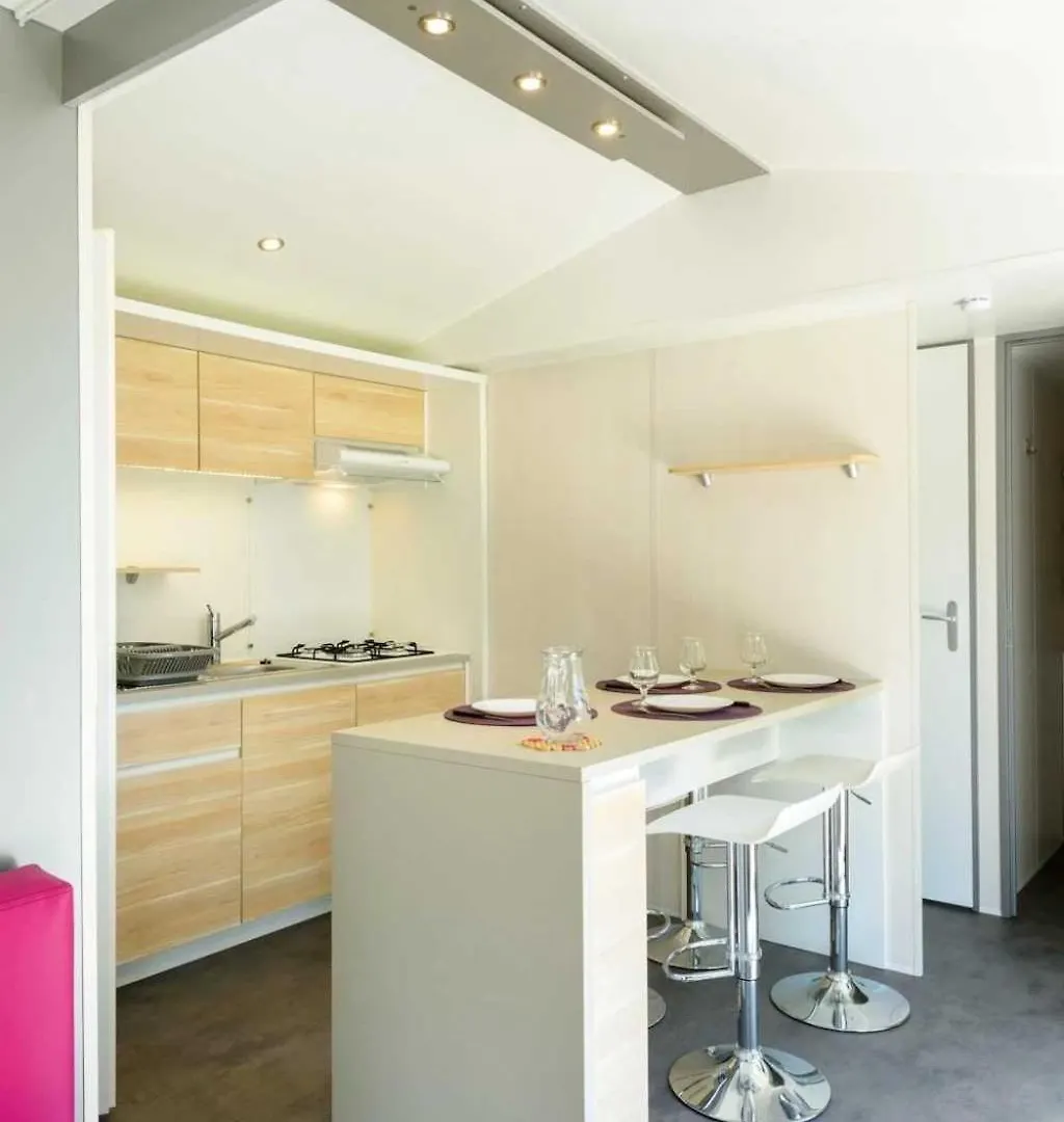 Chalet 3 Etoiles - Piscine - Ccbbhfa Clohars-Carnoët 0*,  Frankrike